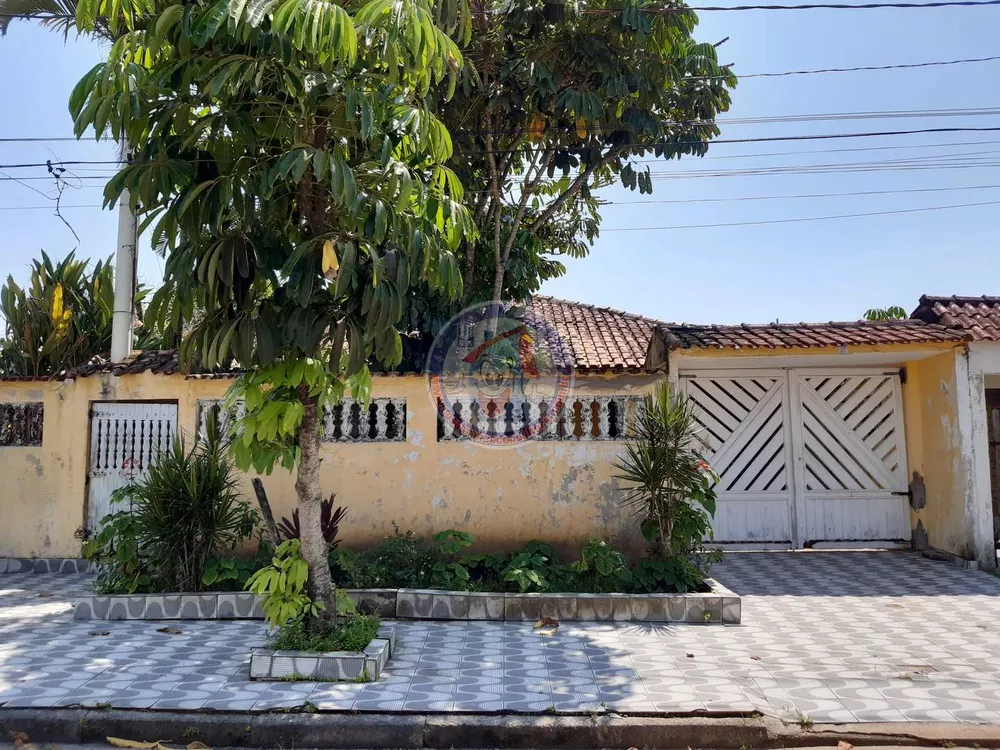 Casa à venda com 3 quartos, 250m² - Foto 2