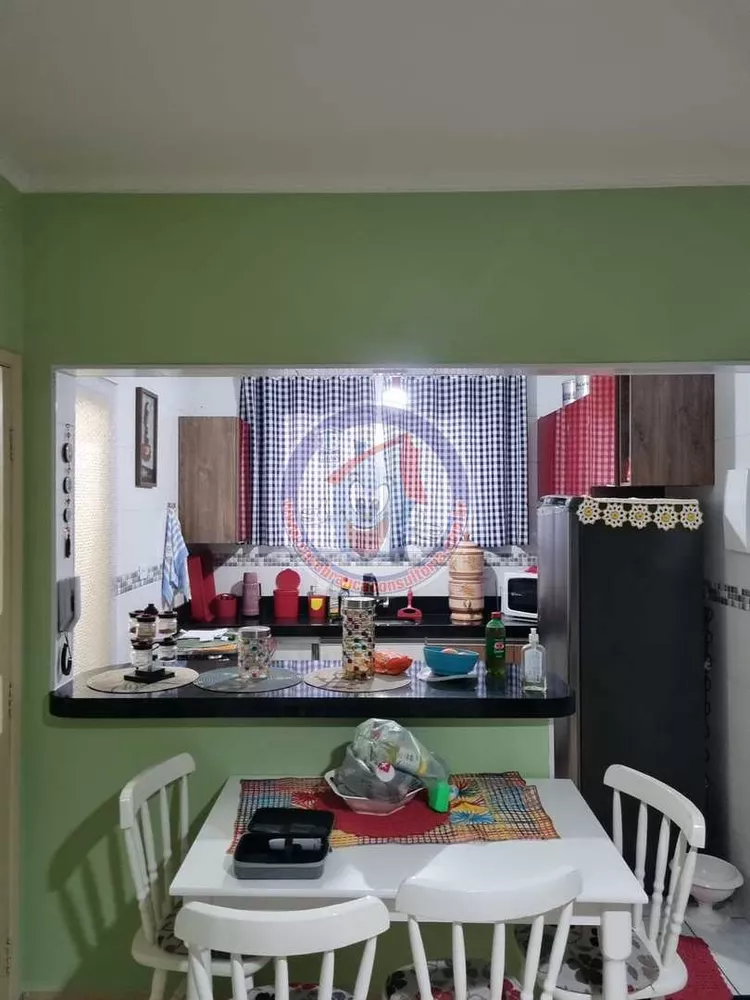 Apartamento à venda com 2 quartos, 65m² - Foto 1