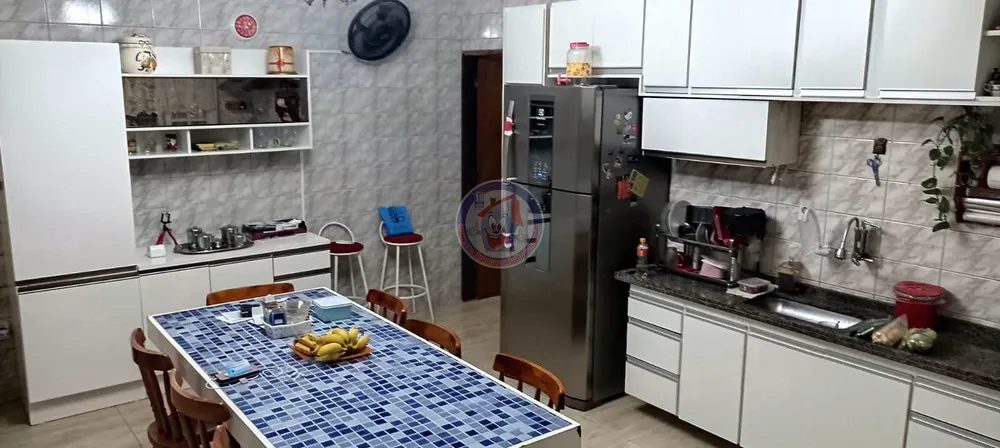 Casa, 3 quartos, 189 m² - Foto 3