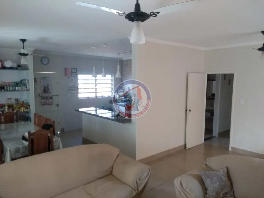 Casa, 3 quartos, 161 m² - Foto 2