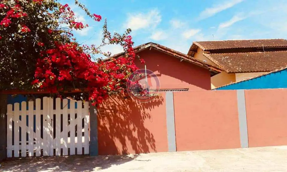 Casa, 2 quartos, 250 m² - Foto 1