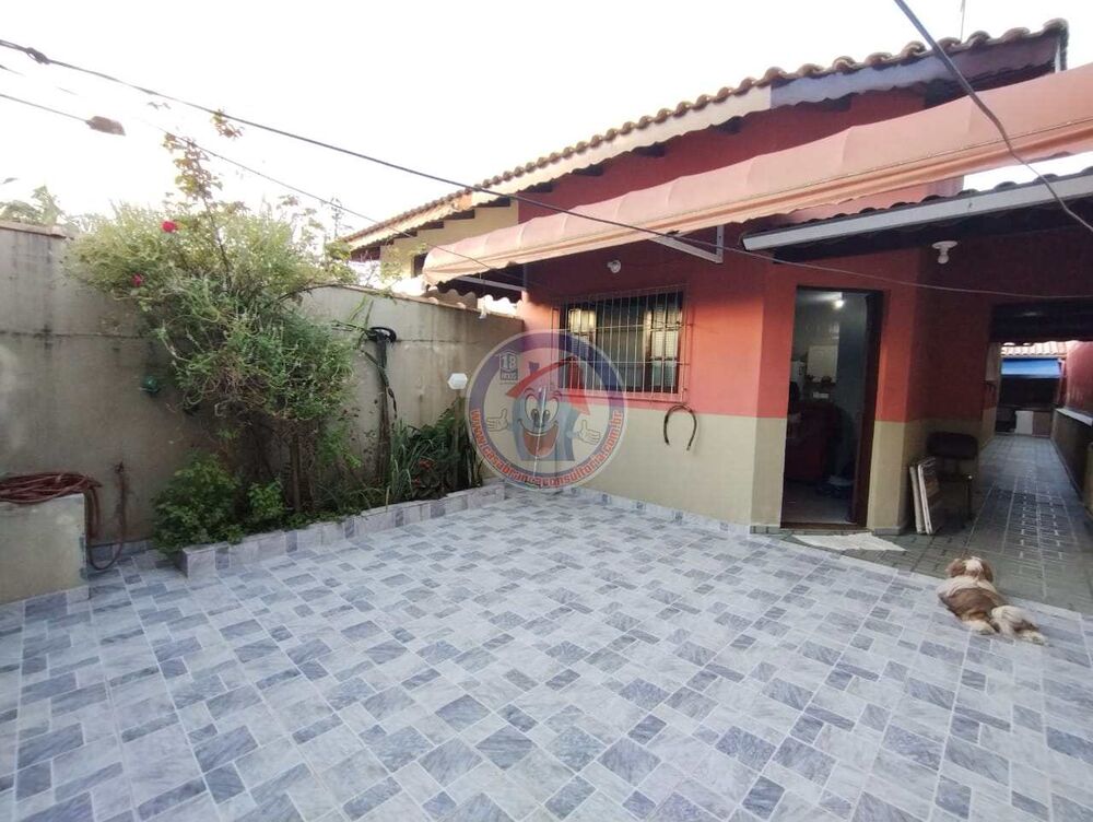 Casa à venda com 2 quartos, 85m² - Foto 1