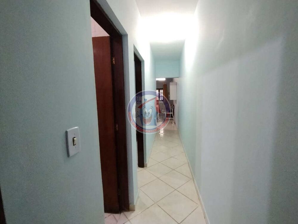 Casa à venda com 2 quartos, 85m² - Foto 2