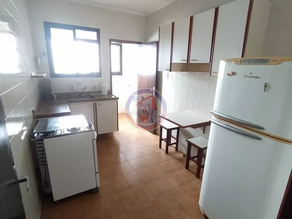 Apartamento à venda com 2 quartos, 65m² - Foto 4