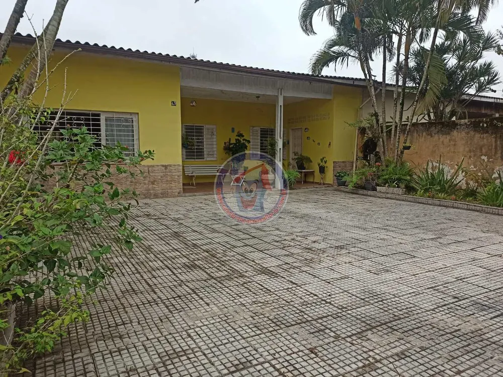 Casa, 3 quartos, 180 m² - Foto 1