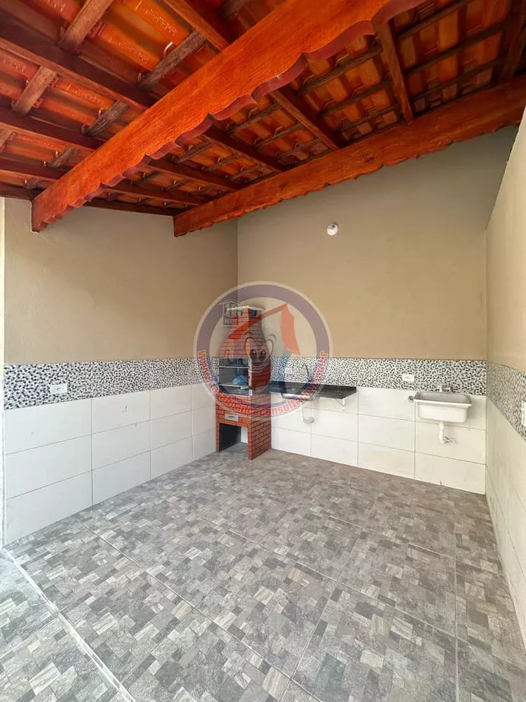 Casa à venda com 2 quartos, 85m² - Foto 3