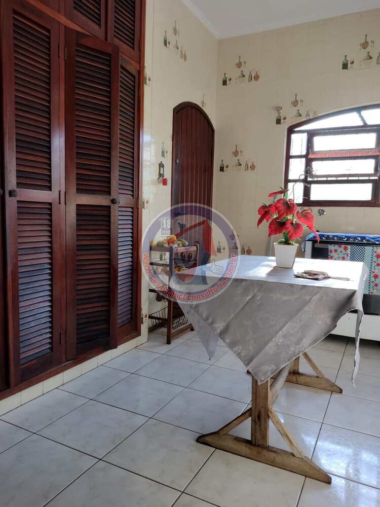 Casa, 3 quartos, 190 m² - Foto 2