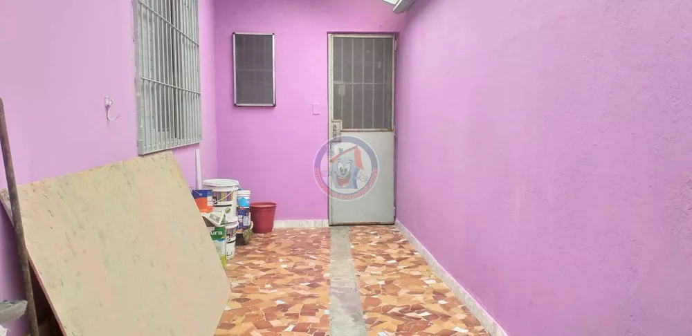 Casa à venda com 3 quartos, 90m² - Foto 3