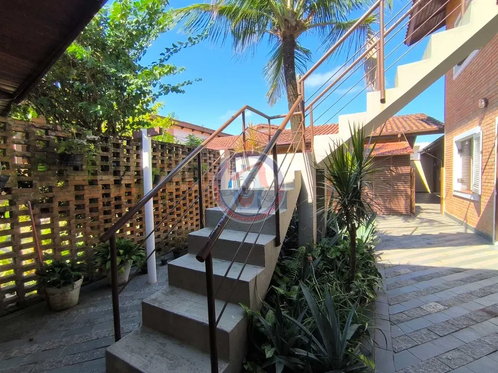 Casa, 6 quartos, 334 m² - Foto 11