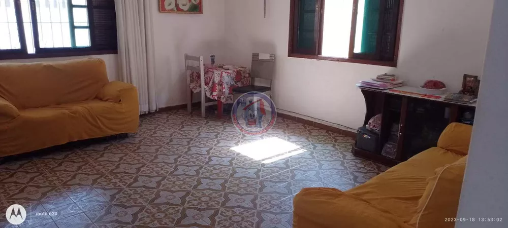 Casa à venda com 3 quartos, 150m² - Foto 4