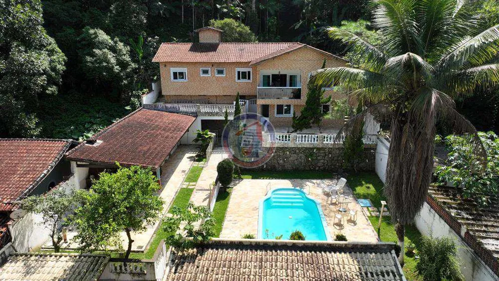 Sítio, 3 quartos, 803 m² - Foto 1