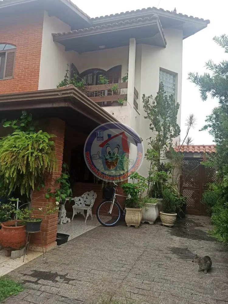 Casa, 3 quartos, 300 m² - Foto 2
