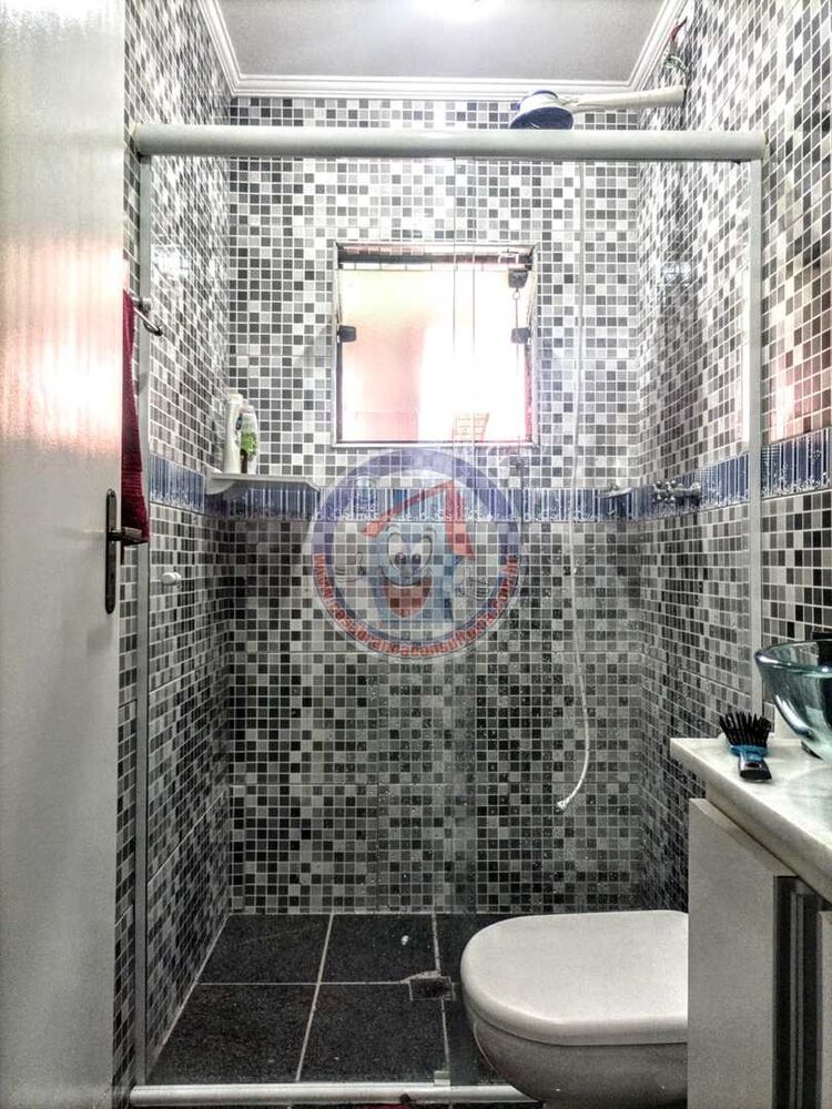 Casa à venda com 3 quartos, 75m² - Foto 4