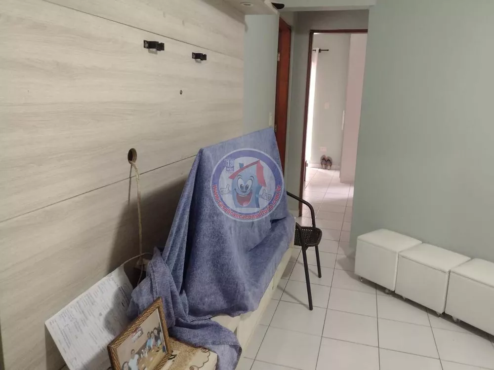 Apartamento à venda com 2 quartos, 70m² - Foto 4