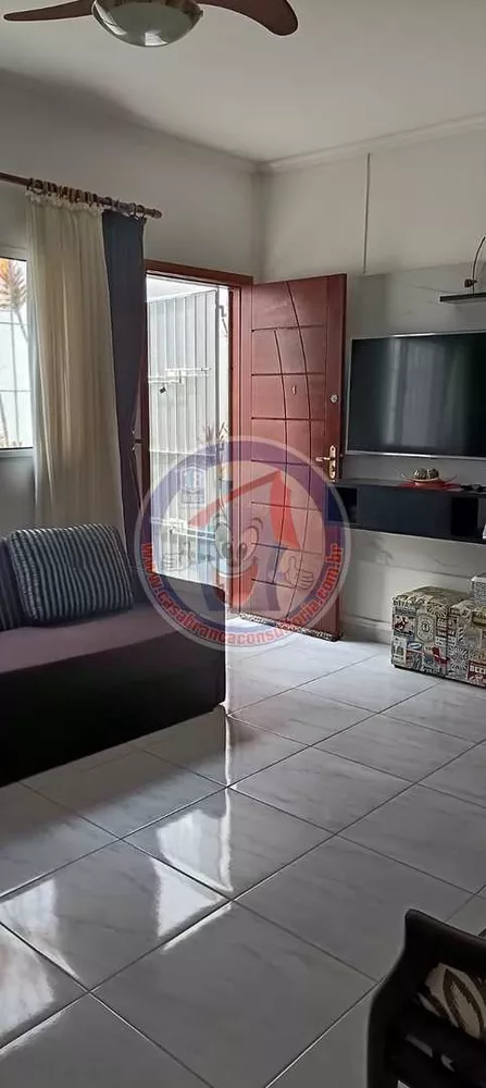 Sobrado à venda com 2 quartos, 70m² - Foto 2