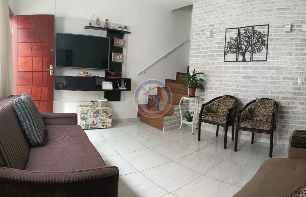 Sobrado à venda com 2 quartos, 70m² - Foto 1