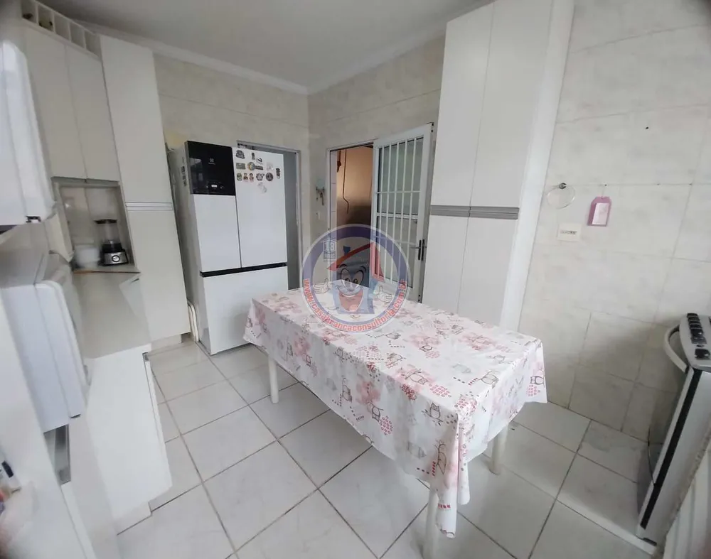 Casa, 3 quartos, 200 m² - Foto 5