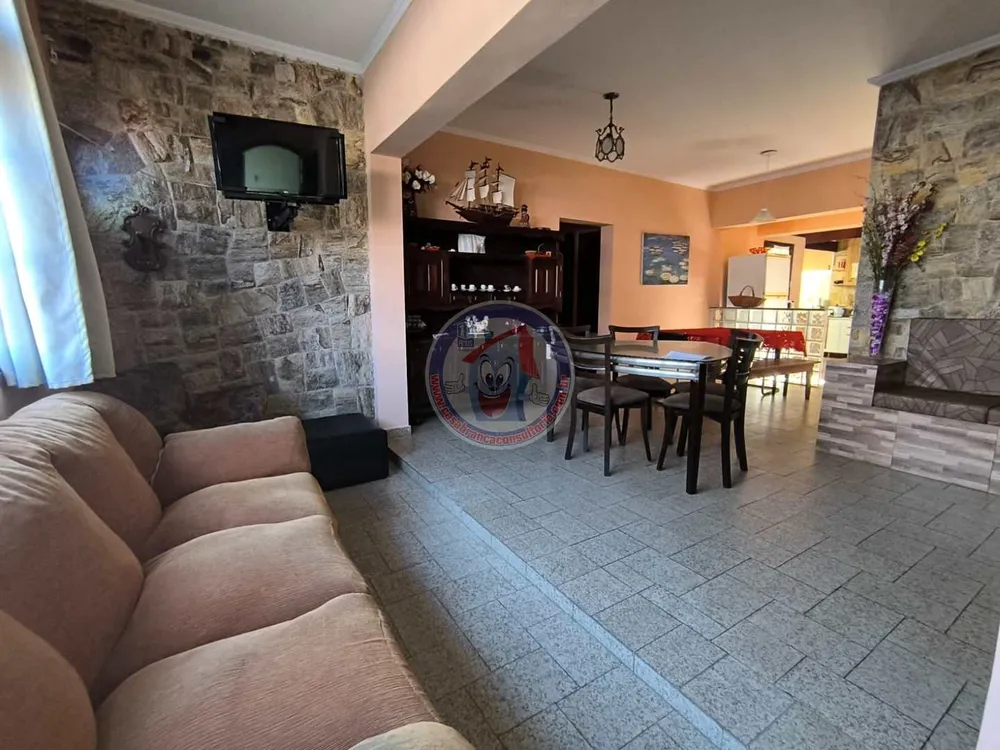 Casa, 3 quartos, 108 m² - Foto 1