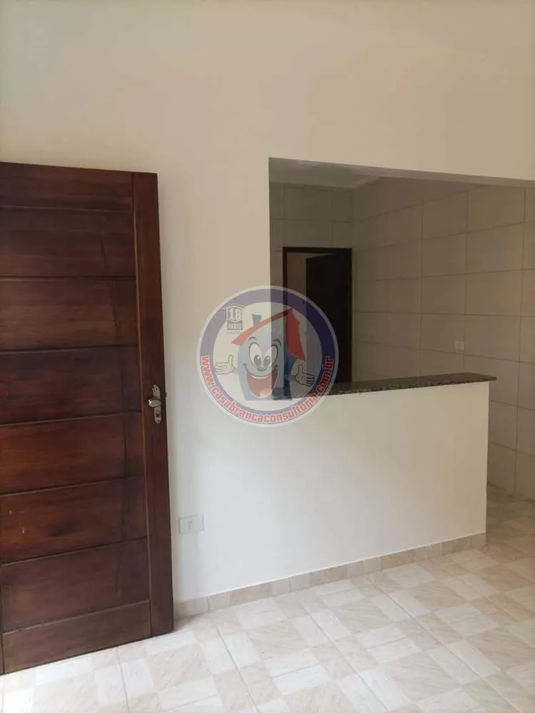 Casa à venda com 2 quartos, 62m² - Foto 5