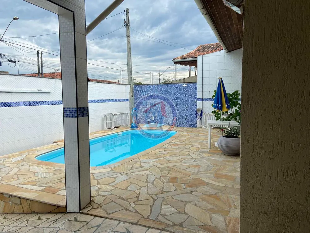 Casa, 3 quartos, 276 m² - Foto 1