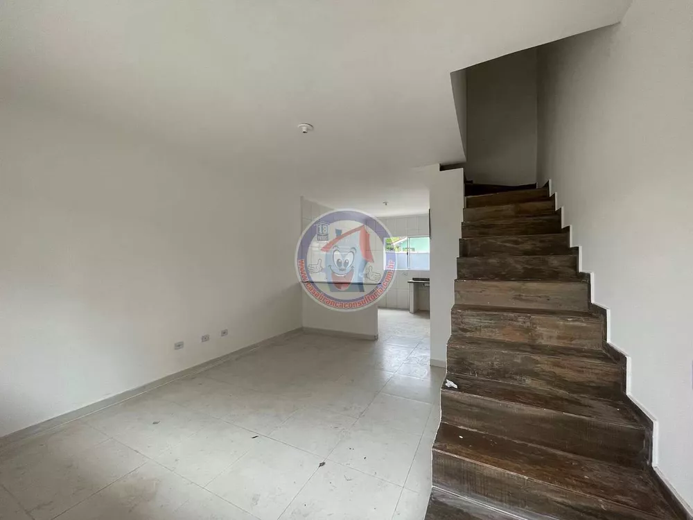 Sobrado à venda com 2 quartos, 84m² - Foto 2