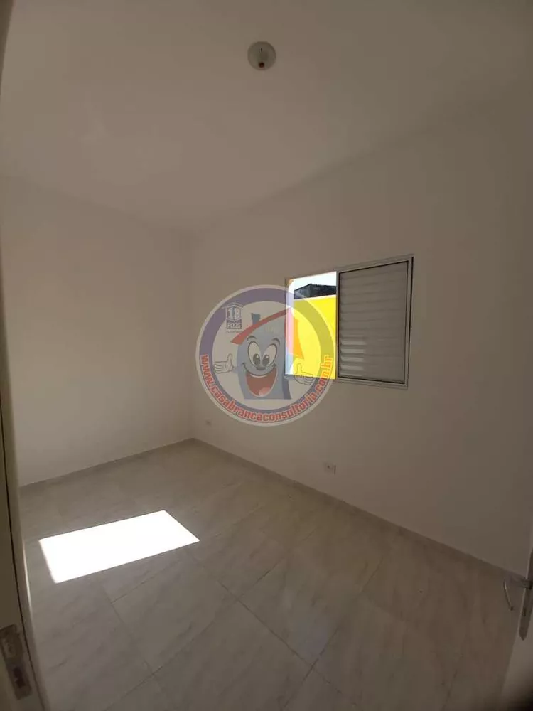 Casa à venda com 2 quartos, 63m² - Foto 8