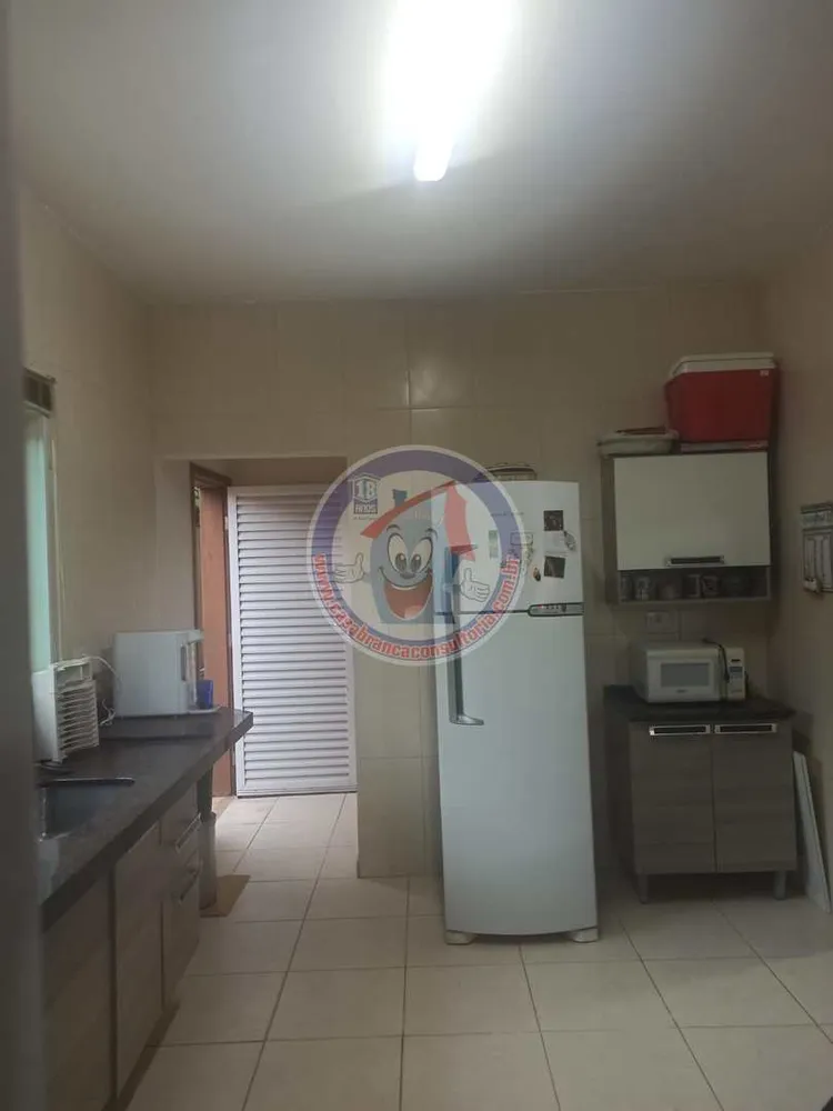 Casa, 5 quartos, 213 m² - Foto 3