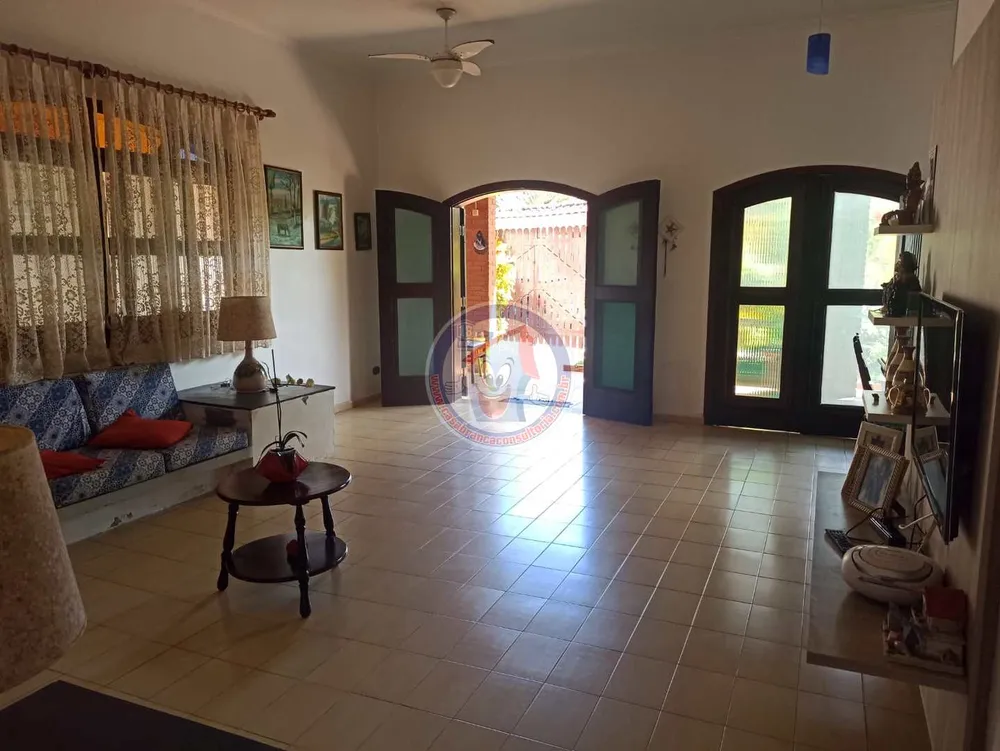 Casa, 7 quartos, 317 m² - Foto 2