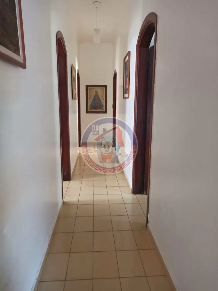 Casa, 7 quartos, 317 m² - Foto 3