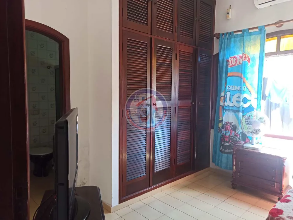 Casa, 7 quartos, 317 m² - Foto 4