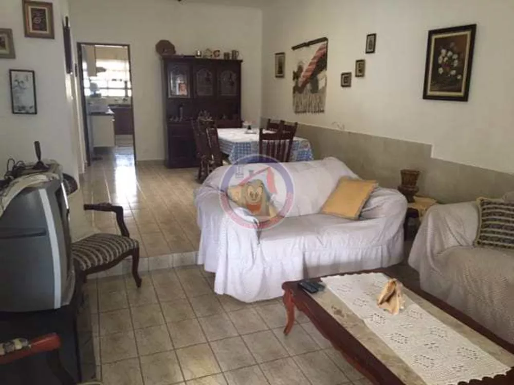 Casa à venda com 3 quartos, 300m² - Foto 3