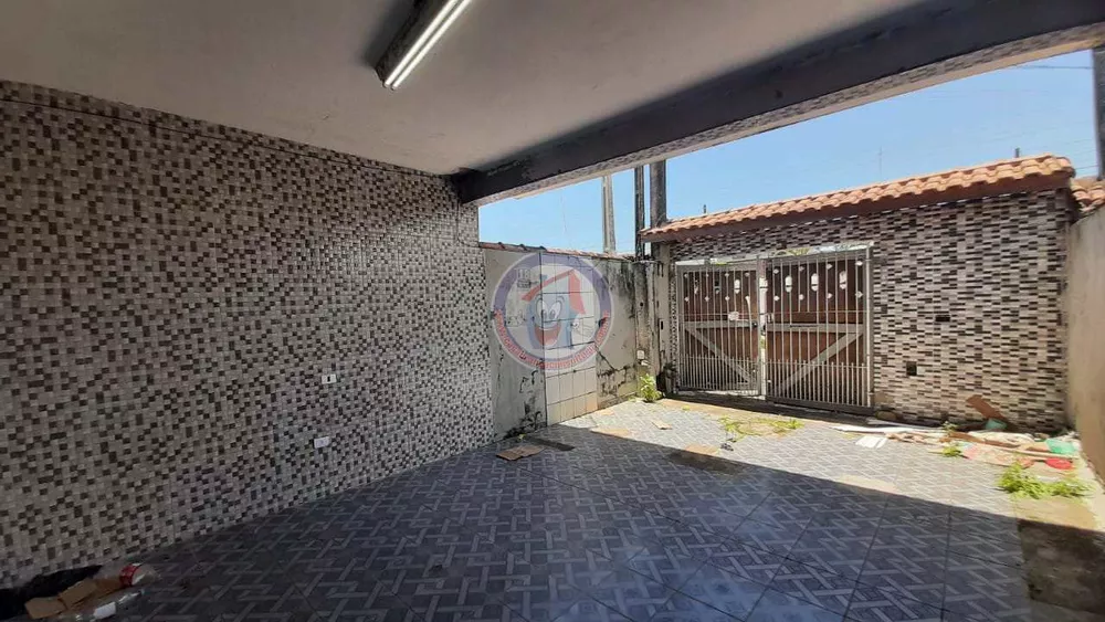 Sobrado à venda com 3 quartos, 125m² - Foto 1