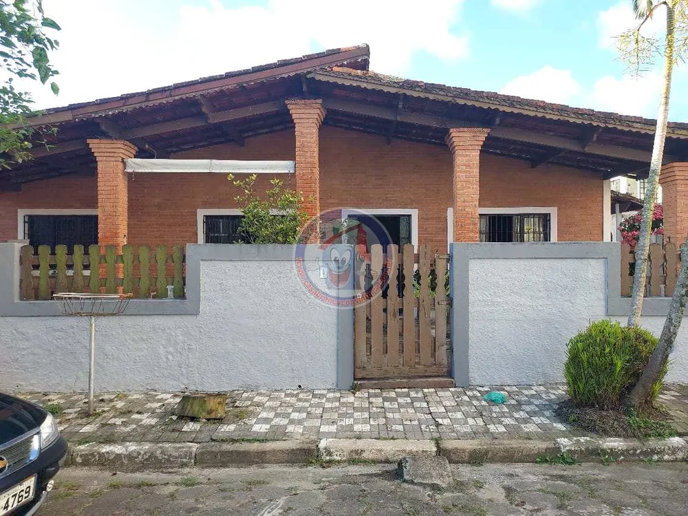 Casa, 3 quartos, 223 m² - Foto 2