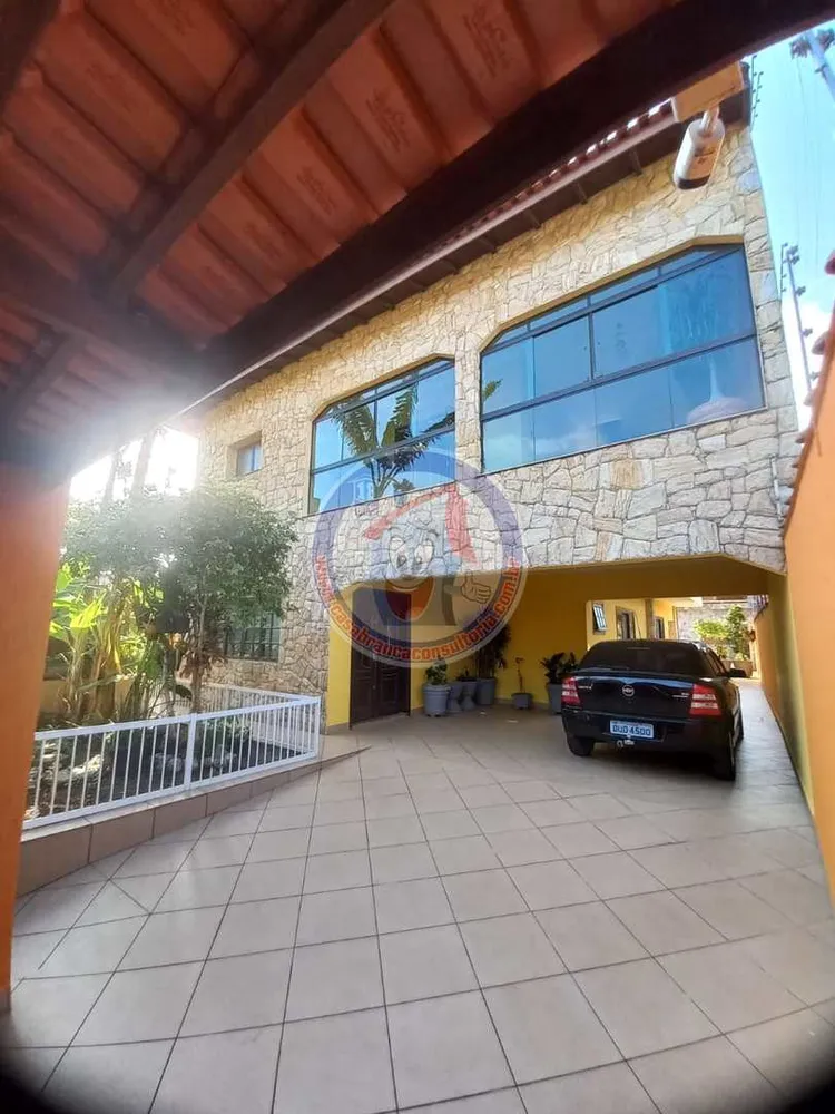 Sobrado, 4 quartos, 370 m² - Foto 2