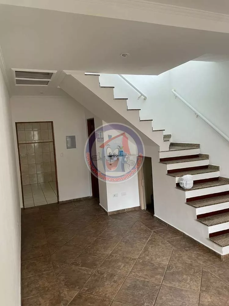 Sobrado à venda com 2 quartos, 77m² - Foto 1