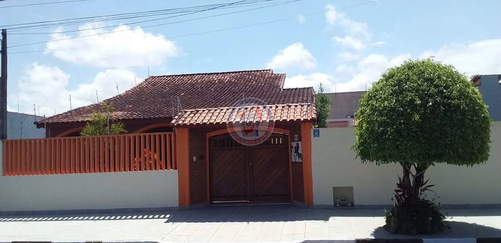 Casa, 4 quartos, 240 m² - Foto 2