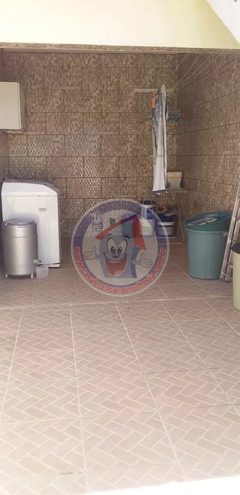 Casa, 4 quartos, 240 m² - Foto 1