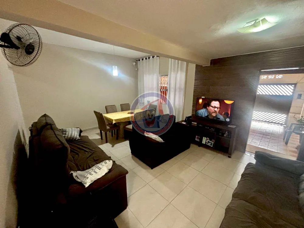 Casa, 3 quartos, 127 m² - Foto 2