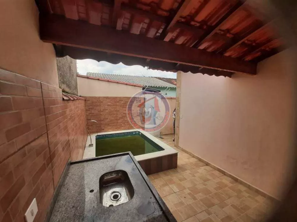 Casa à venda com 2 quartos, 95m² - Foto 4