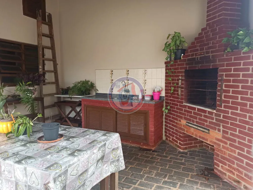 Casa, 3 quartos, 238 m² - Foto 2