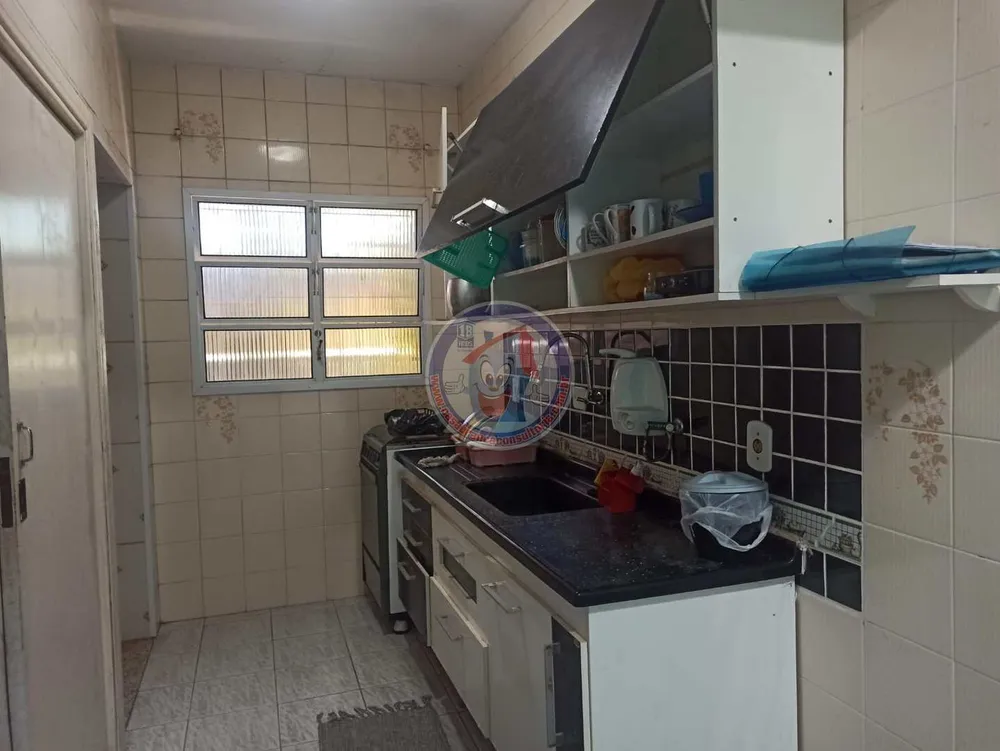 Casa, 4 quartos, 252 m² - Foto 2