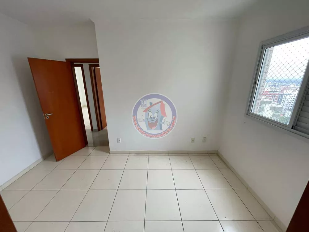 Apartamento à venda com 3 quartos, 115m² - Foto 4