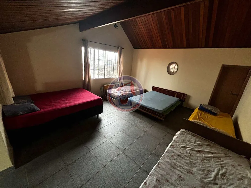 Casa, 4 quartos, 219 m² - Foto 8
