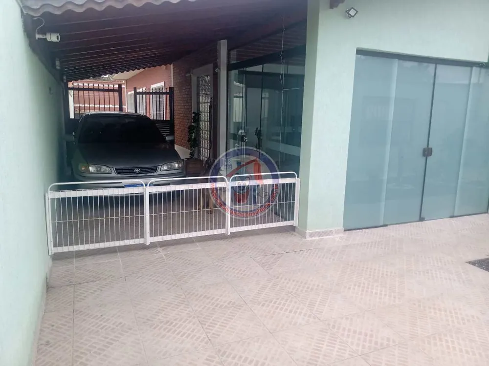 Casa, 5 quartos, 156 m² - Foto 1