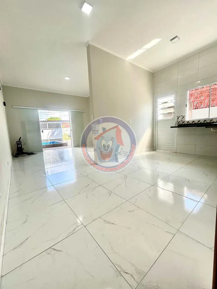 Casa, 3 quartos, 106 m² - Foto 1