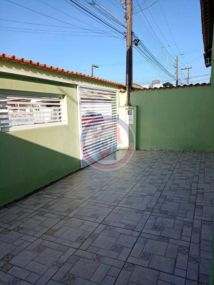 Sobrado à venda com 2 quartos, 70m² - Foto 2