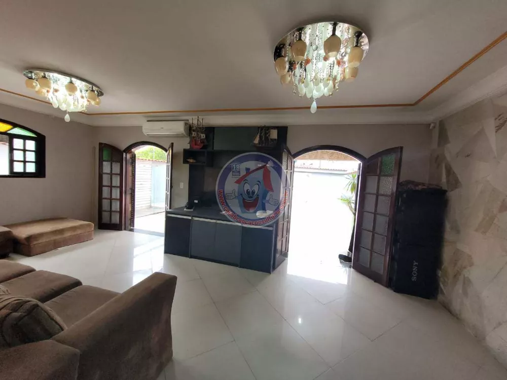 Casa à venda com 4 quartos, 205m² - Foto 14