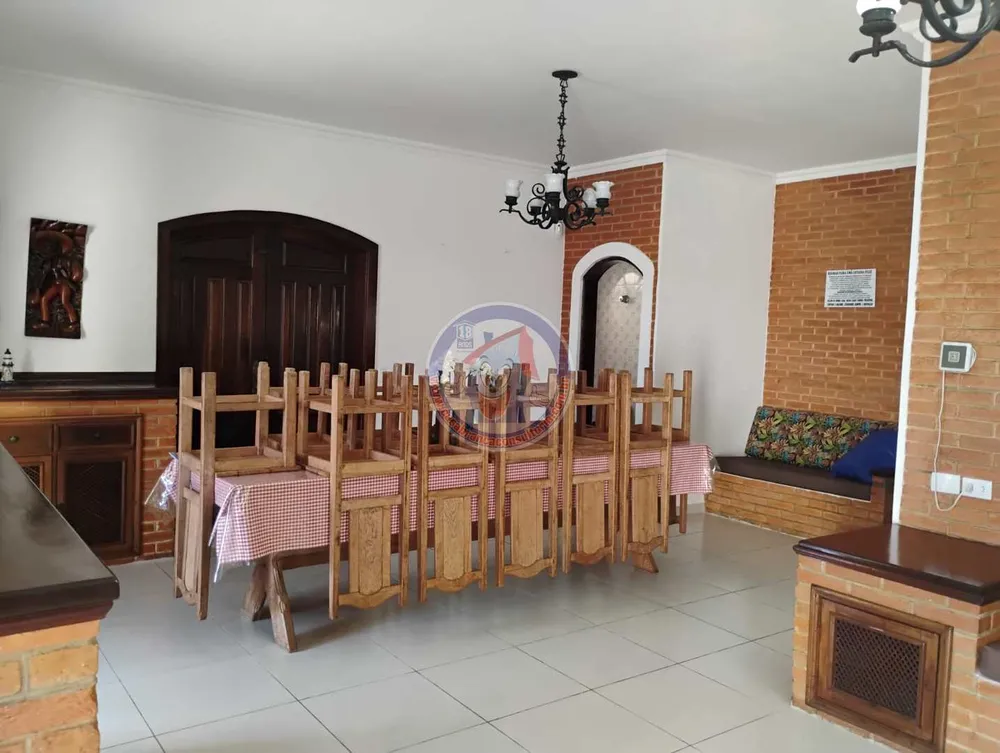 Casa, 3 quartos, 280 m² - Foto 2