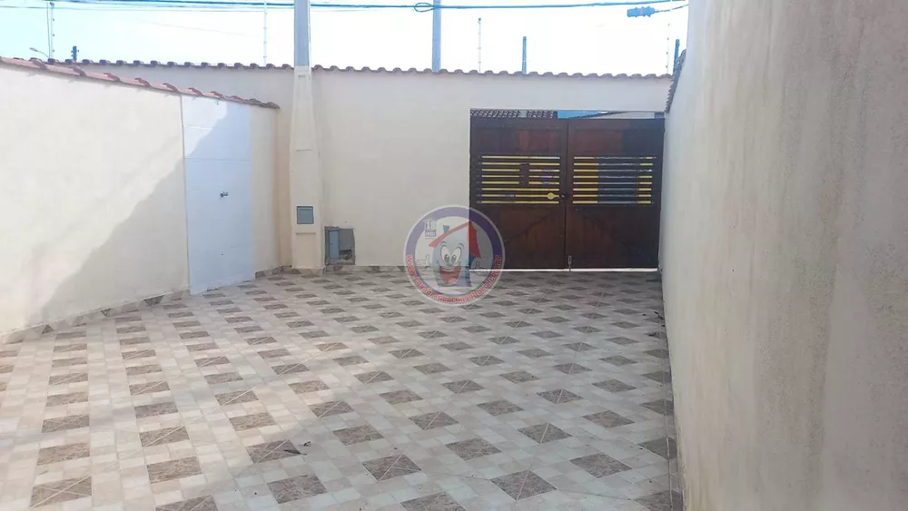 Casa à venda com 2 quartos, 82m² - Foto 2