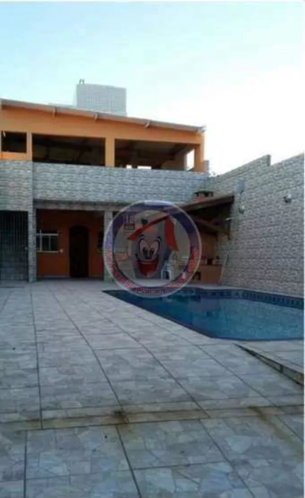 Sobrado à venda com 3 quartos, 80m² - Foto 1